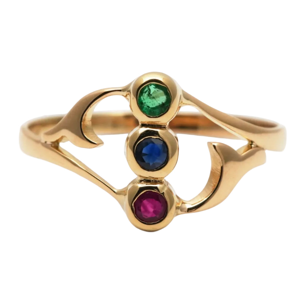 Bague Trilogie en or jaune, émeraude, saphir et rubis
