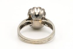 Bague Entourage en or blanc, perle et diamants