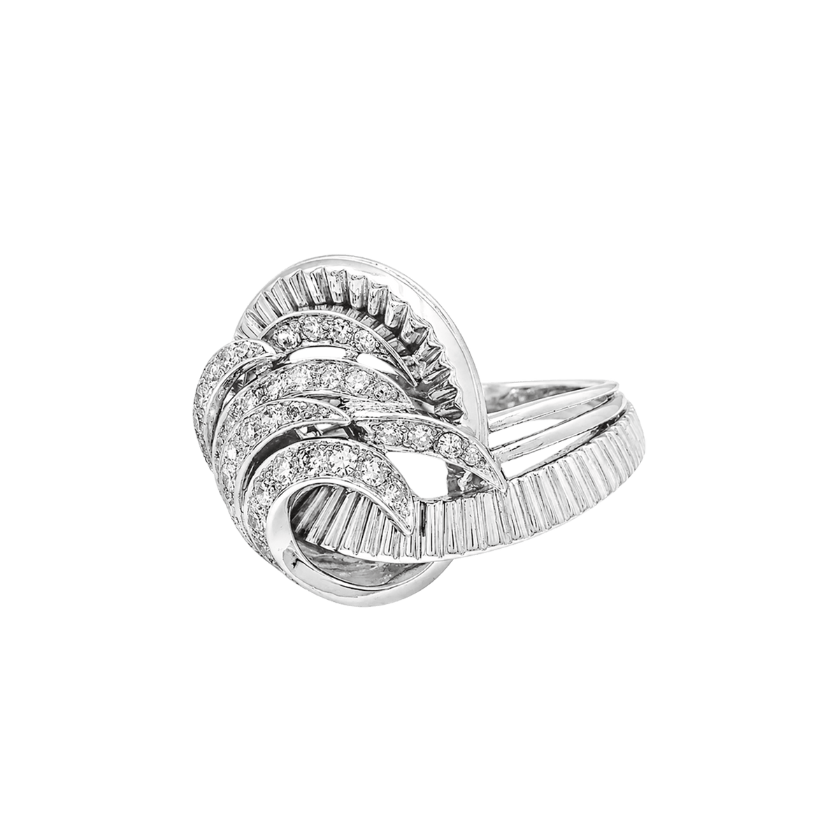 Bague Pavée en or blanc, platine et diamants