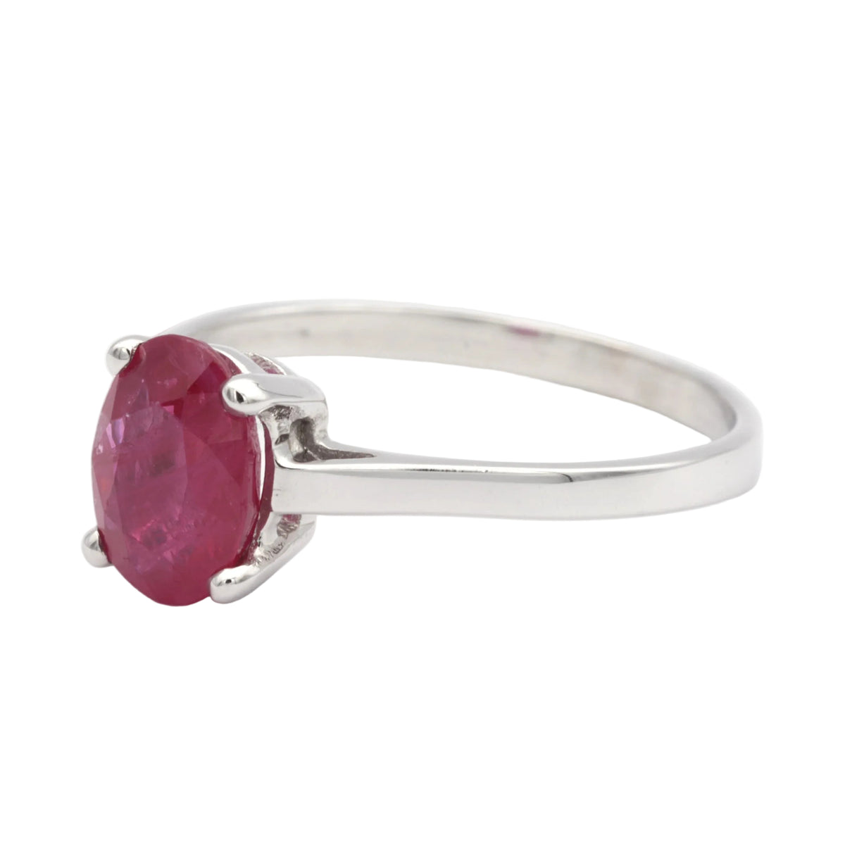 Bague Solitaire en or blanc et rubis