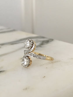 Bague Toi & Moi en or jaune, platine et diamants