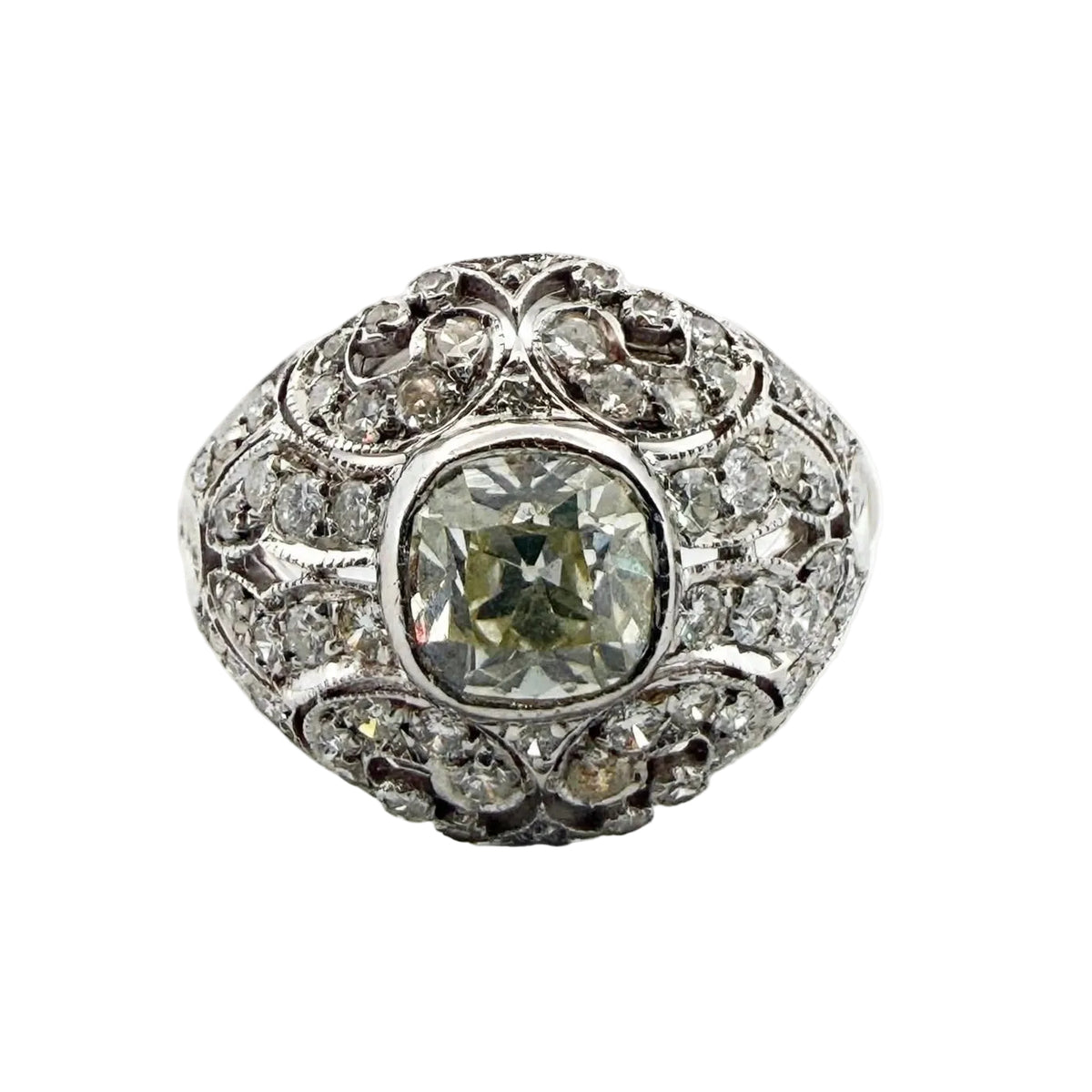 Bague Dôme en or blanc et diamants