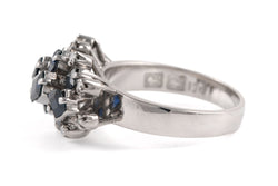 Bague en or blanc, saphirs et diamants