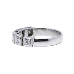 Bague Alliance en or blanc et diamants