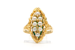 Bague Marquise en or jaune, chrysoprases et perles