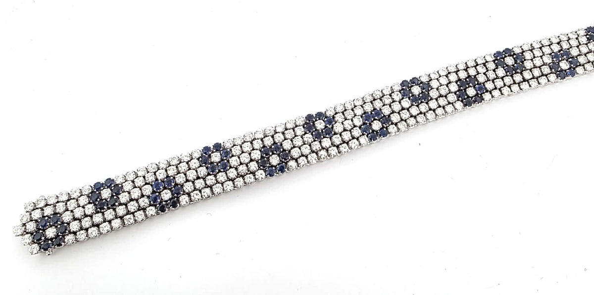 Bracelet Souple en or blanc, saphirs et diamants