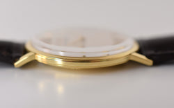 Montre VACHERON&CONSTANTIN Modèle Patrimony Réf. 6903 en or jaune 18 carats, Cal. K1002/2, Années 1960.