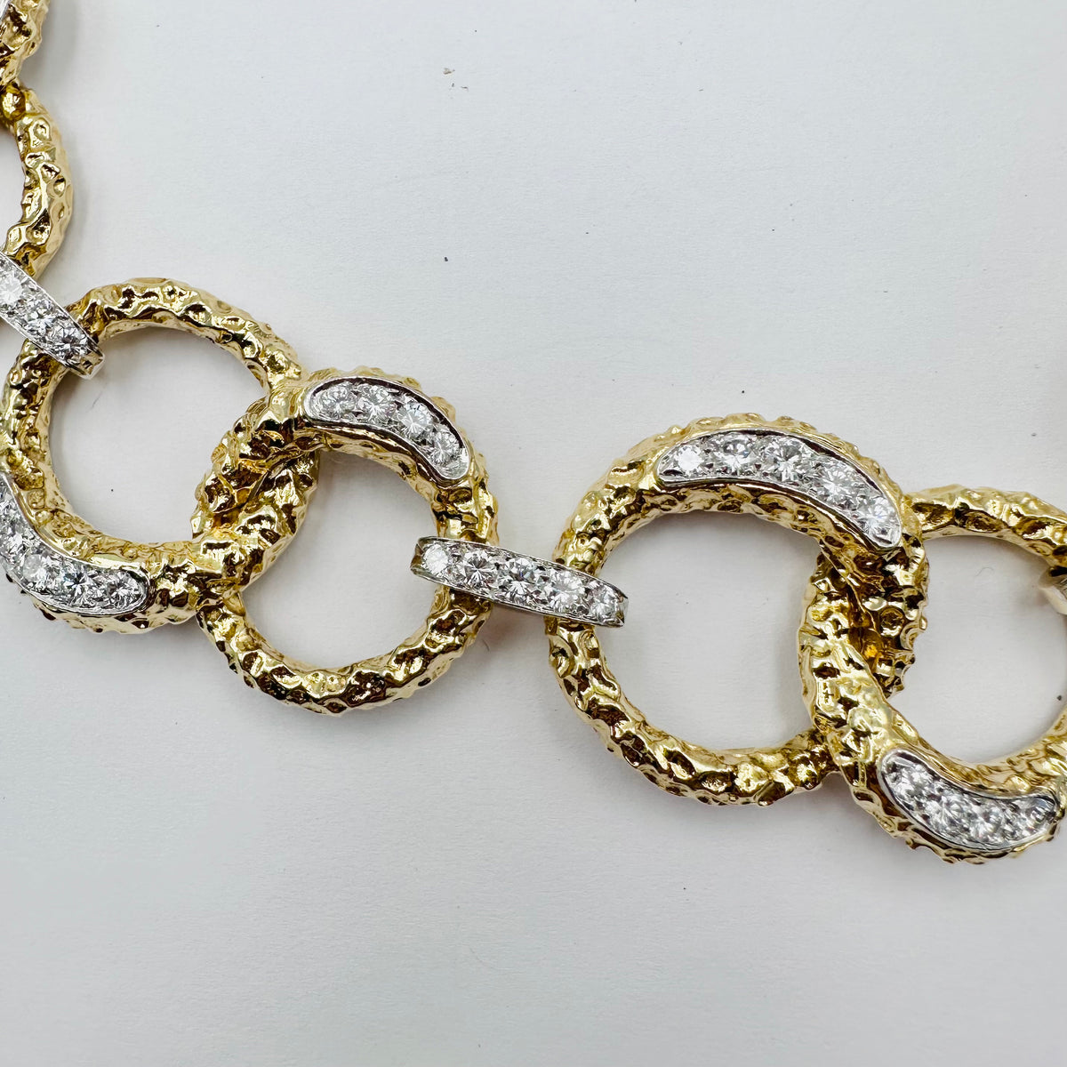 Collier M. GERARD en or jaune, platine et diamants
