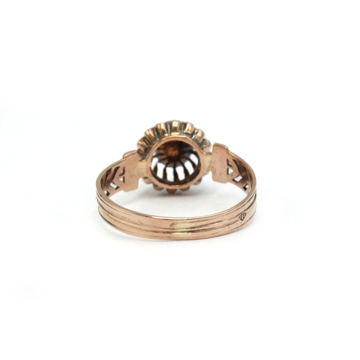 Bague en or rose 750 diamant taille rose