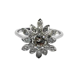 Bague Marguerite en or blanc et diamants