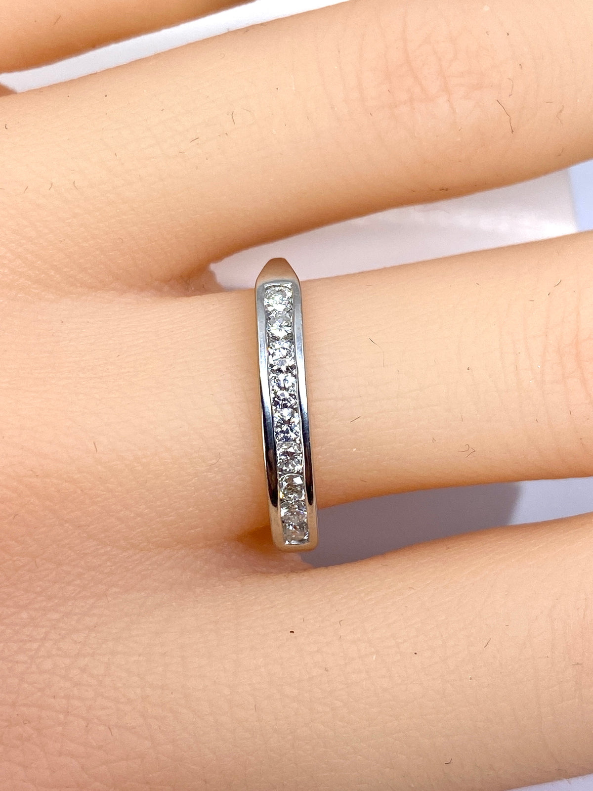 Bague Alliance en or blanc  et Diamants