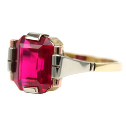 Bague Solitaire en or blanc, or jaune et rubis