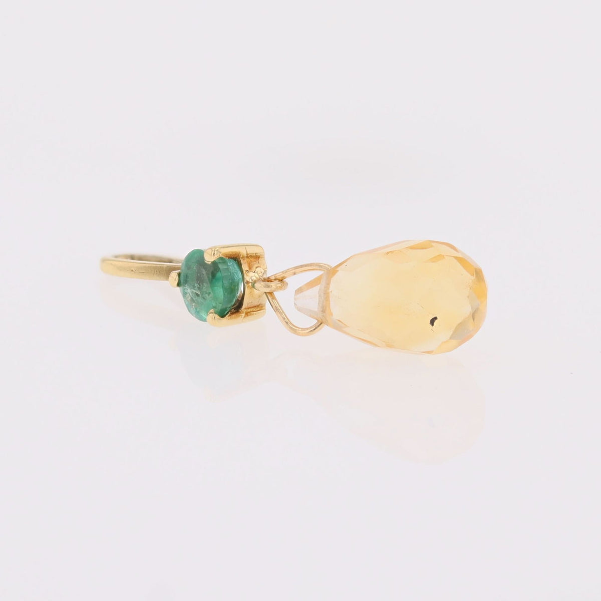 Pendentif en or jaune, émeraude et citrine