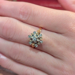 Bague Marguerite en or jaune et diamants
