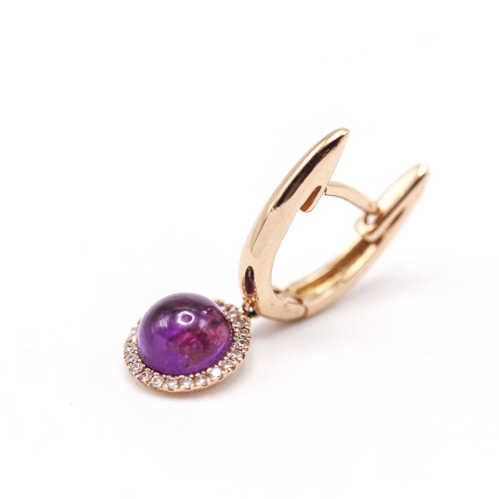 Boucles d'oreilles Pendantes en or jaune, améthystes et diamants
