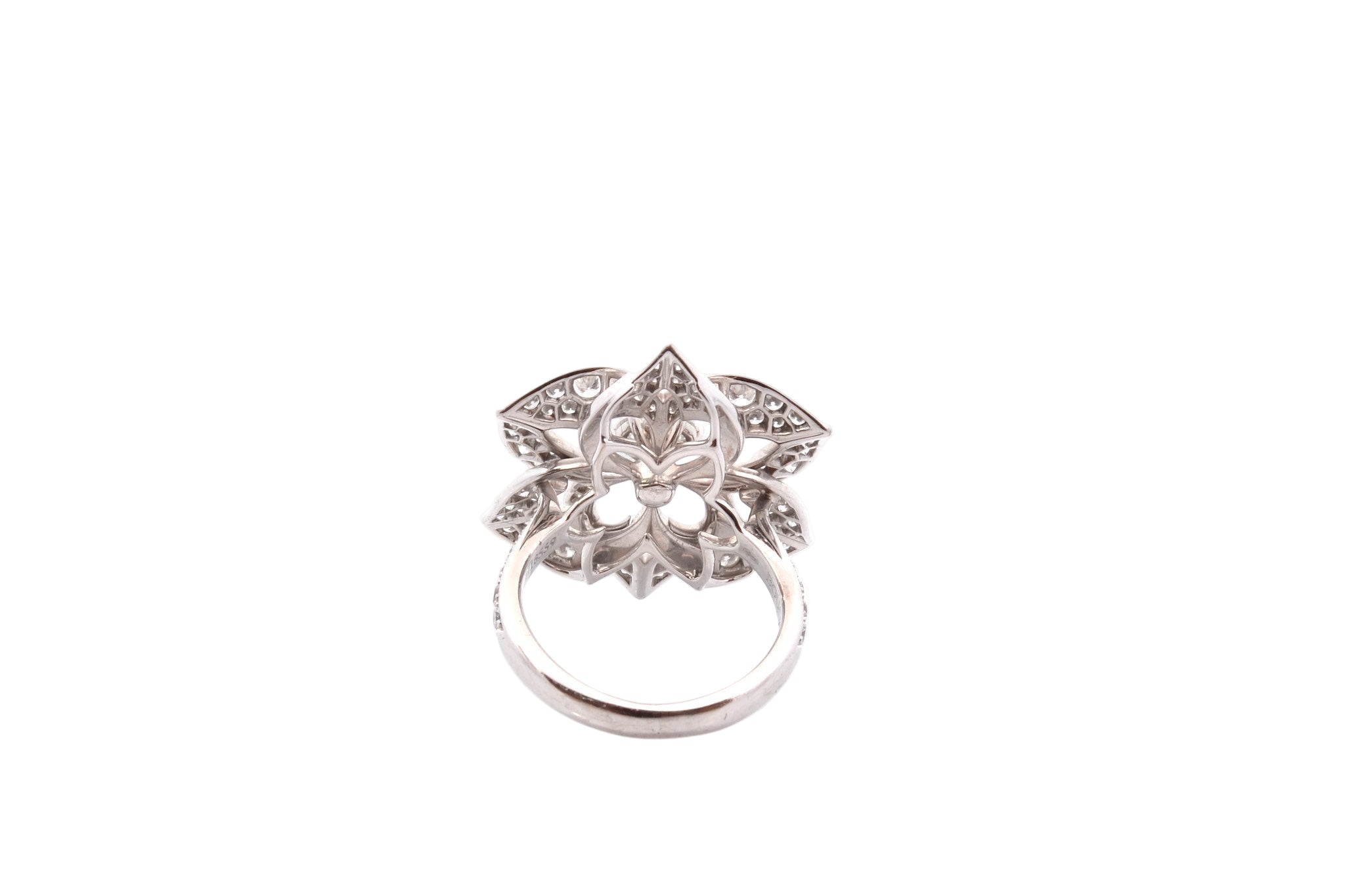 Bague Pensée de diamants Boucheron