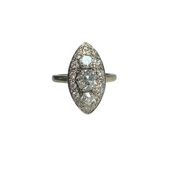 Bague Marquise en or blanc et diamants