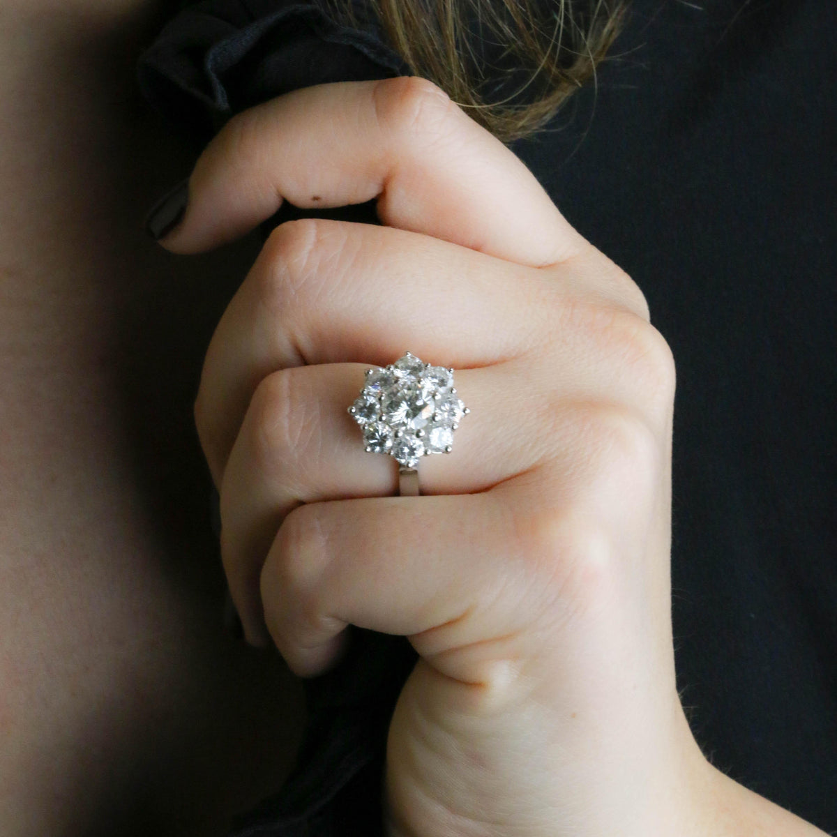 Bague Marguerite en or blanc et diamants
