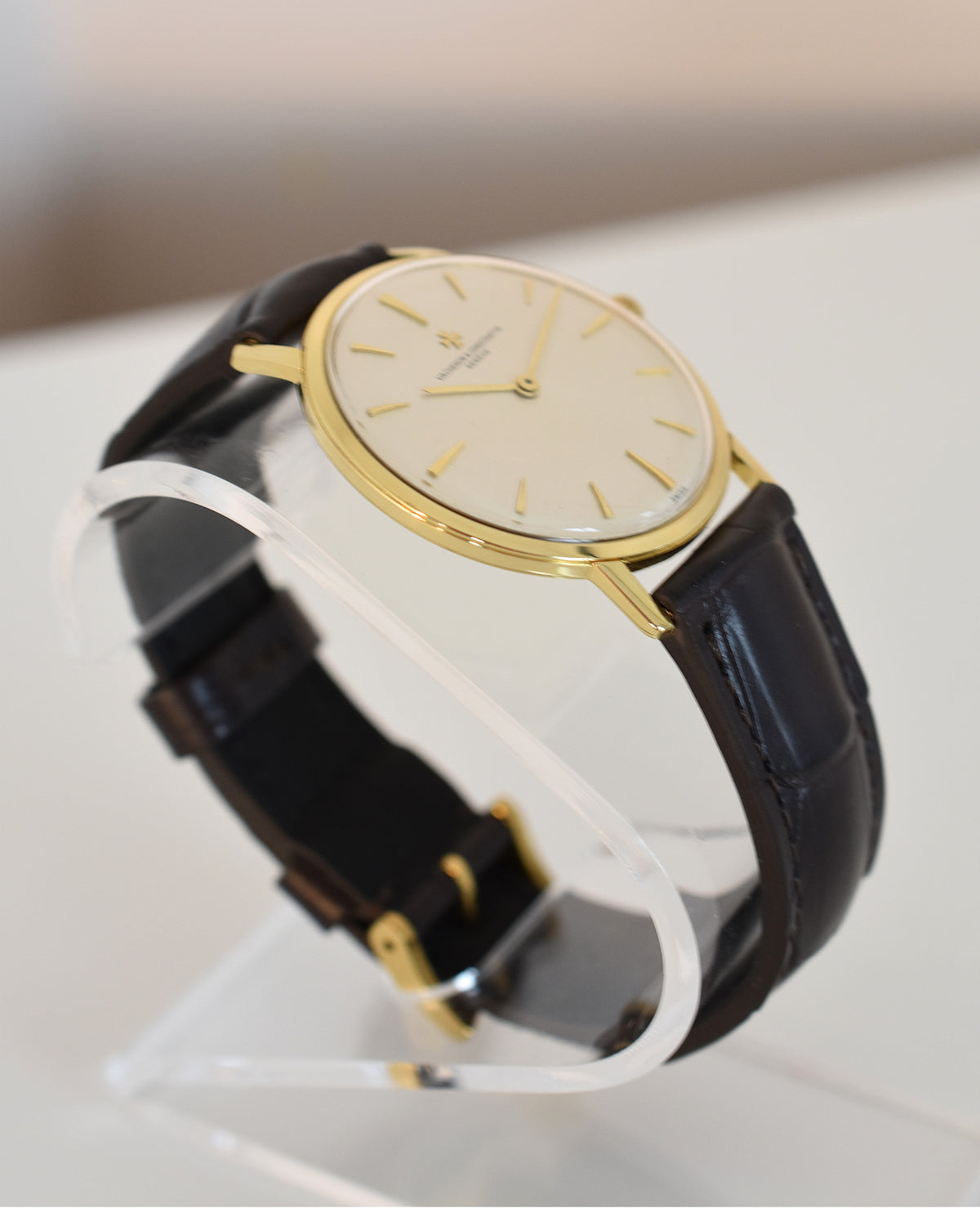 Montre VACHERON&CONSTANTIN Modèle Patrimony Réf. 6903 en or jaune 18 carats, Cal. K1002/2, Années 1960.