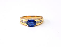 Bague en or jaune, or blanc, saphir, et diamants