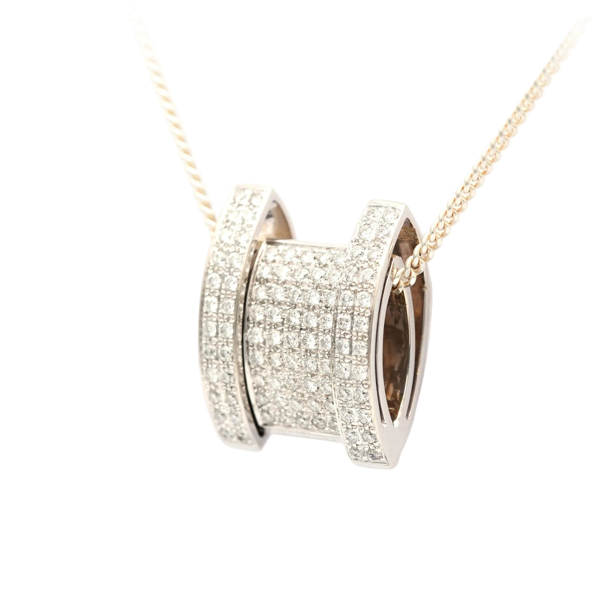 Pendentif en or blanc et diamants