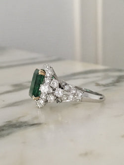 Bague en or blanc, or jaune, émeraude et diamants