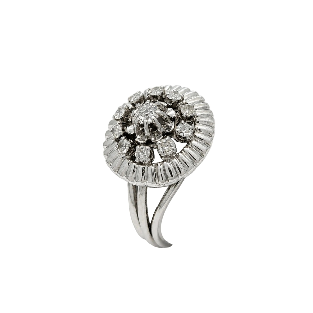 Bague Entourage en or blanc et diamants
