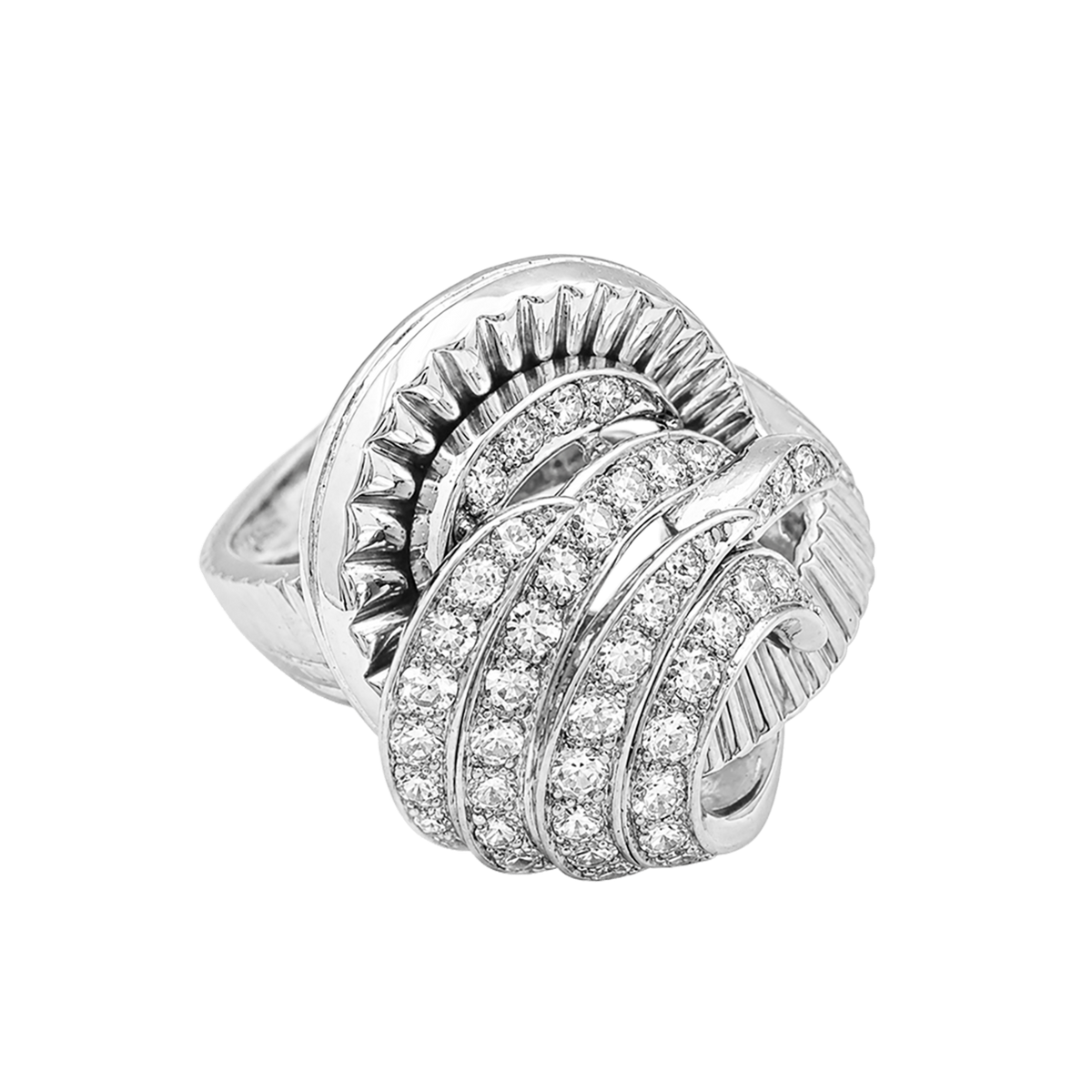 Bague Pavée en or blanc, platine et diamants