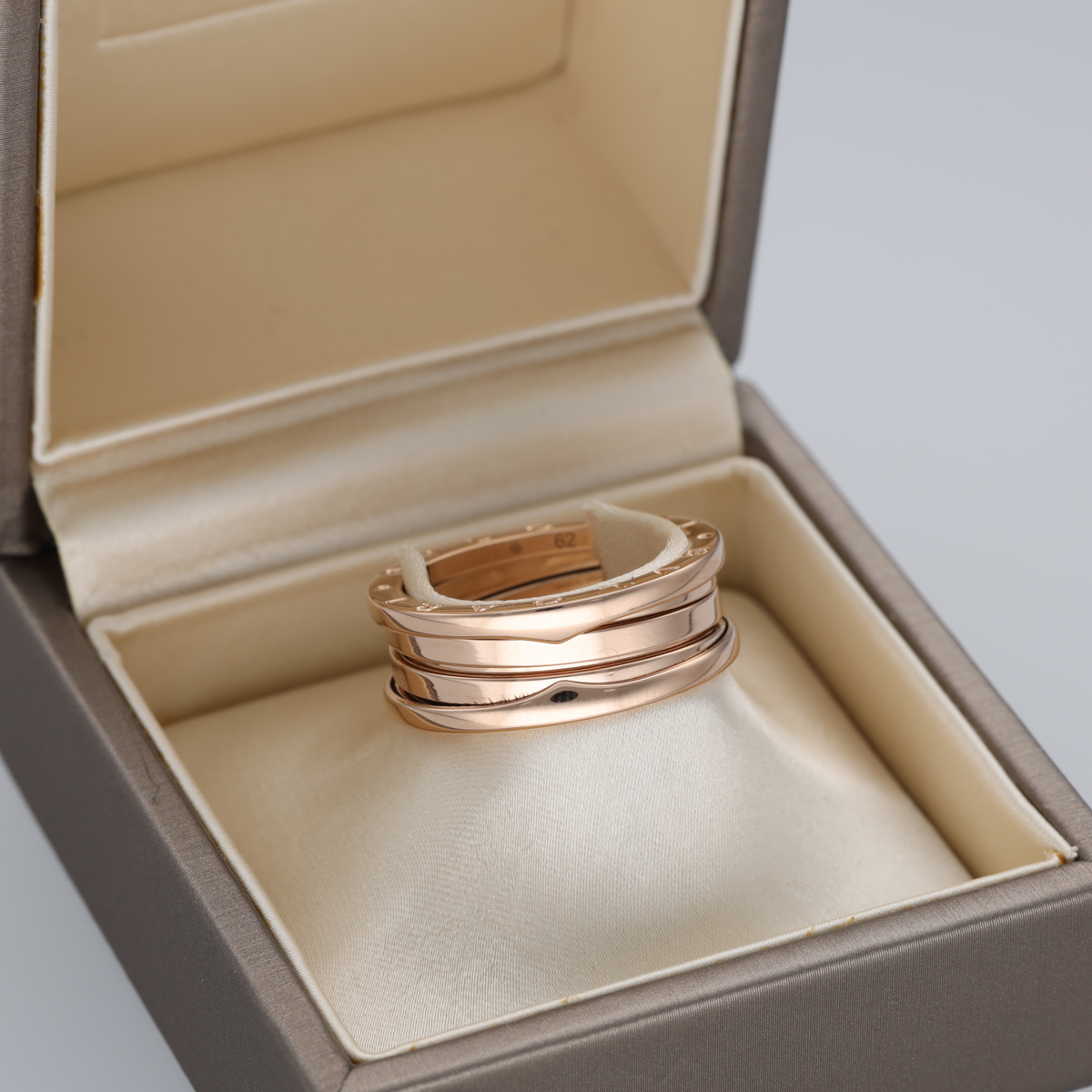 Bague Bandeau BULGARI "B.Zéro1" en or rose