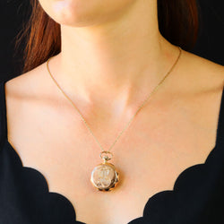 Pendentif en or rose
