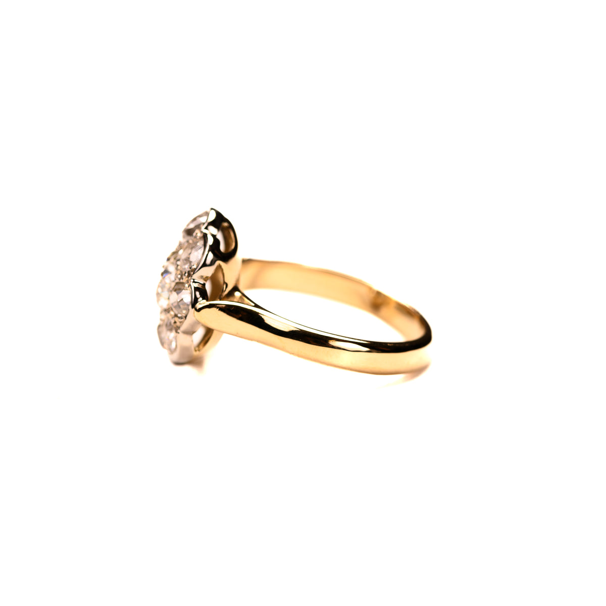 Bague Marguerite en or jaune et diamants