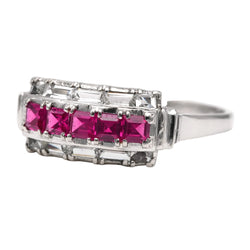 Bague Tank en or blanc, rubis et zirconiums
