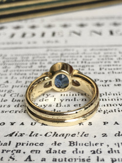 Bague Trilogie en or jaune, saphir et diamants