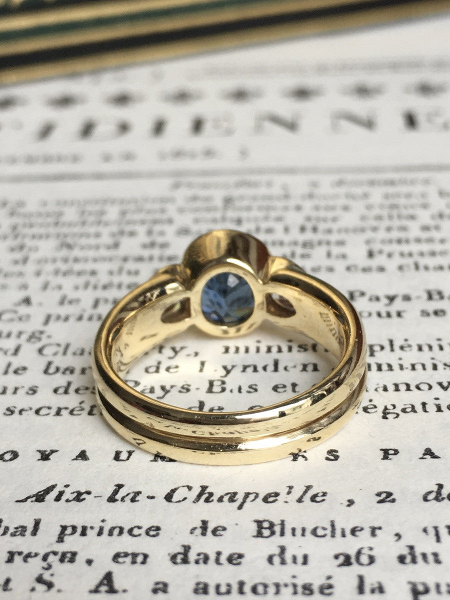 Bague Trilogie en or jaune, saphir et diamants