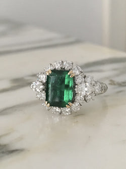 Bague en or blanc, or jaune, émeraude et diamants