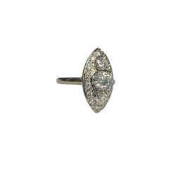 Bague Marquise en or blanc et diamants