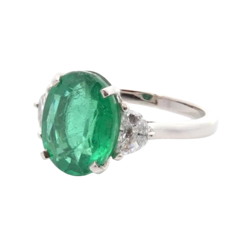 Bague Trilogie en platine, émeraude et diamants