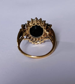 Bague Marguerite en or jaune, saphirs et diamants