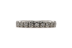 Bague Alliance en or blanc et diamants