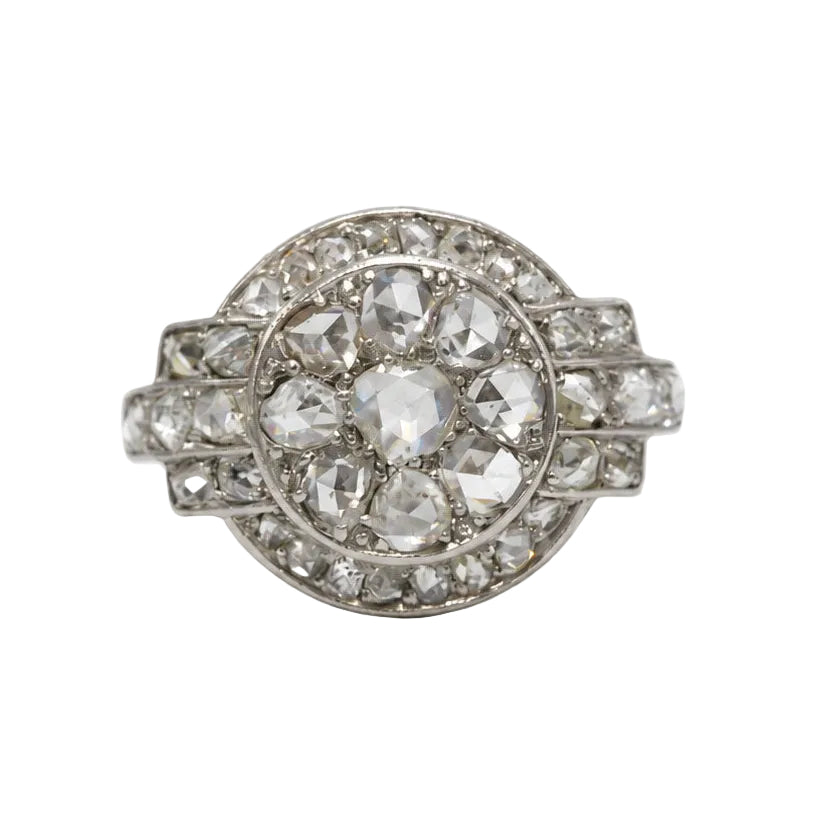 Bague Entourage en platine et diamants