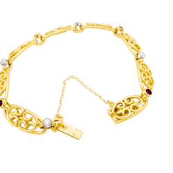 Bracelet Maille en or jaune, platine, rubis et diamants