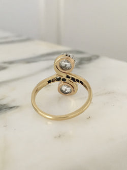 Bague Toi & Moi en or jaune, platine et diamants