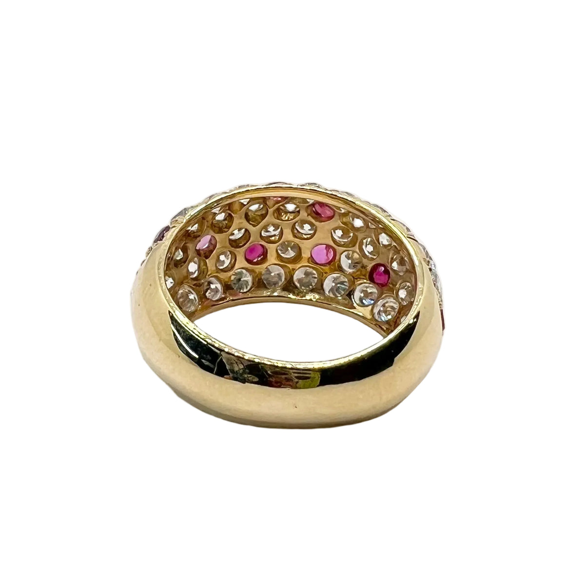 Bague Pavée en or jaune, rubis et diamants