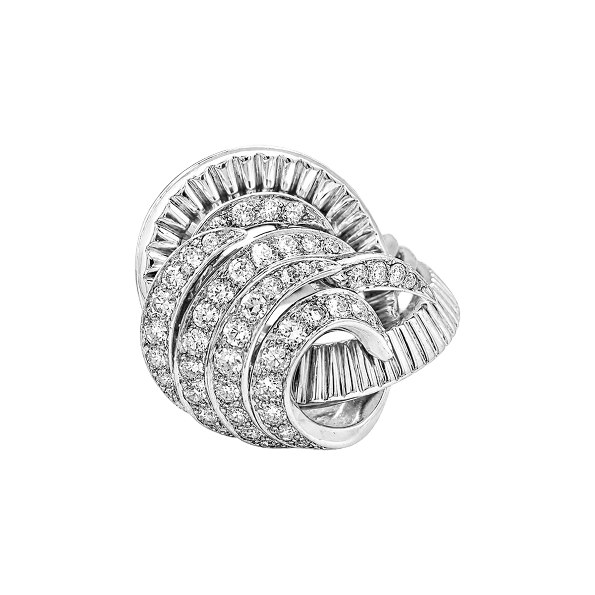 Bague Pavée en or blanc, platine et diamants