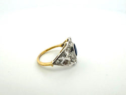 Bague Entourage en or blanc, or jaune, saphir et diamants