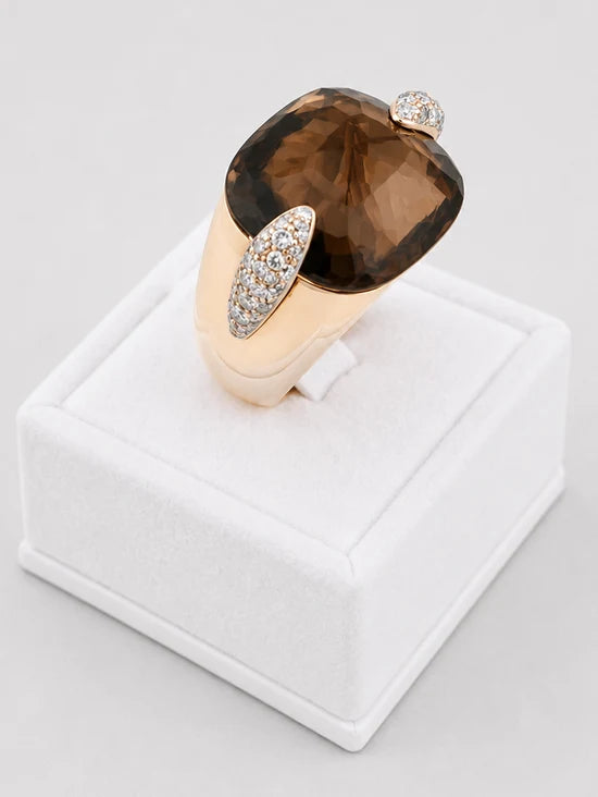 Bague Cocktail en or jaune, quartz et diamants