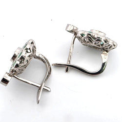Boucles d'oreilles Dormeuses en platine, émeraudes et diamants