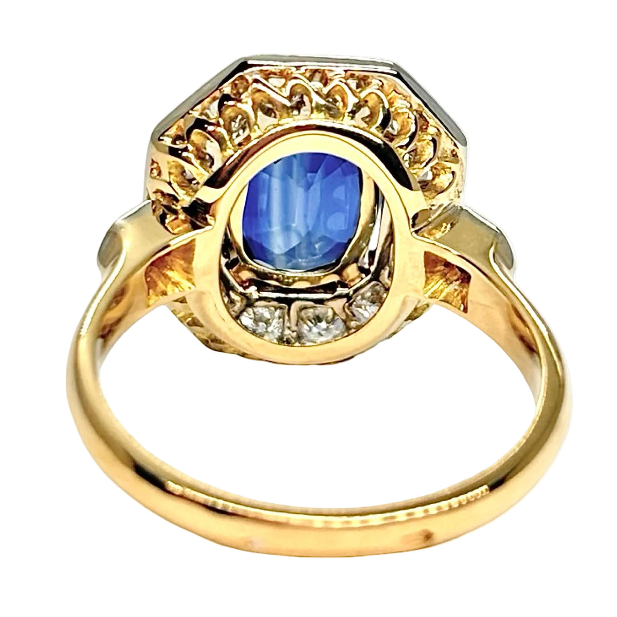 Bague Entourage en or jaune, saphir et diamants