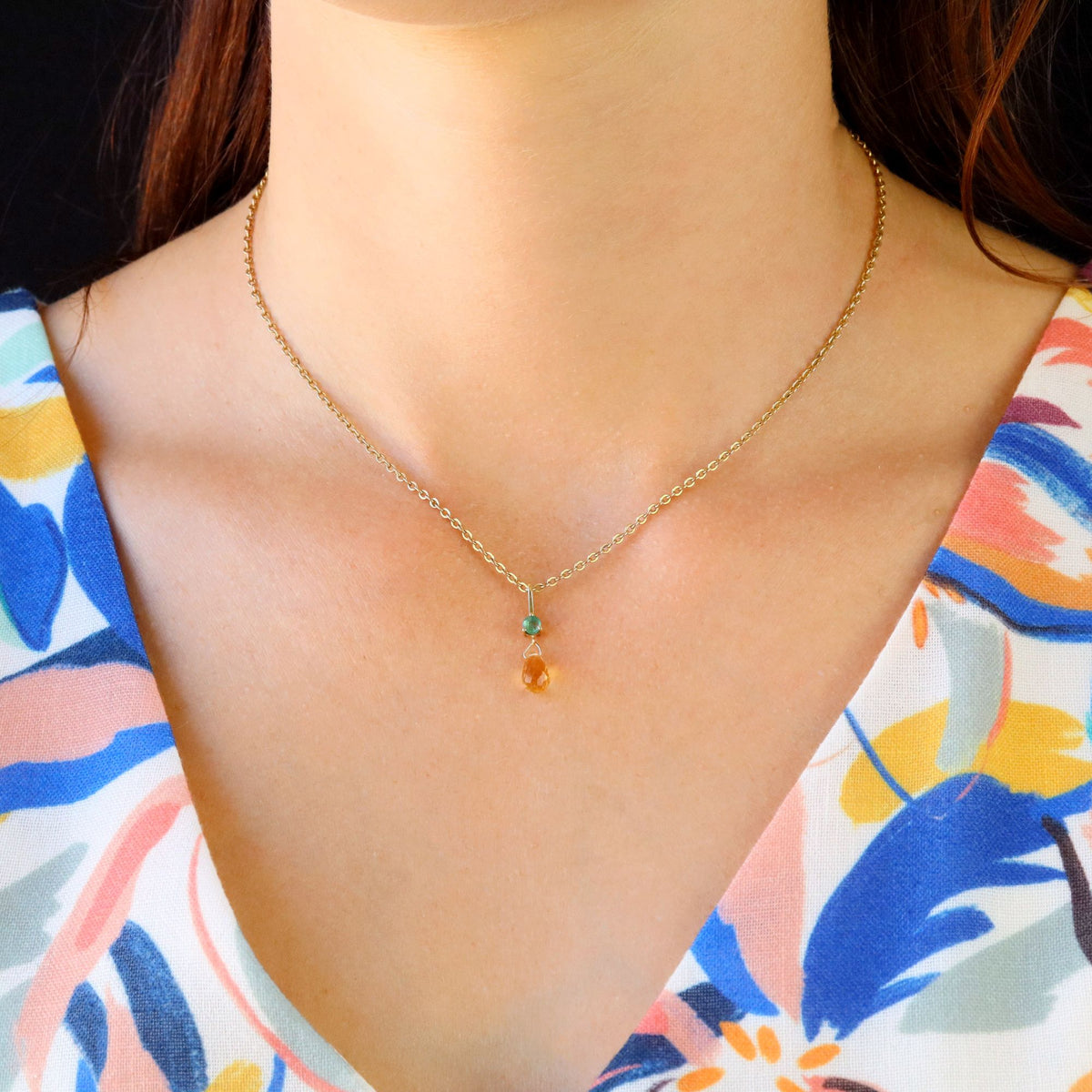 Pendentif en or jaune, émeraude et citrine
