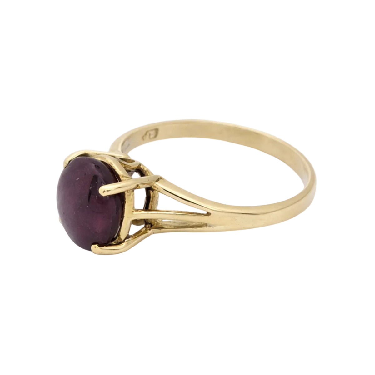 Bague Solitaire en or jaune et saphir